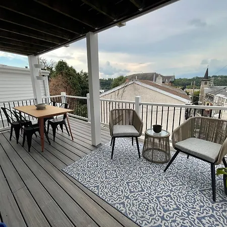 Charming Hillside Retreat In The Heart Of Manayunk Apartment